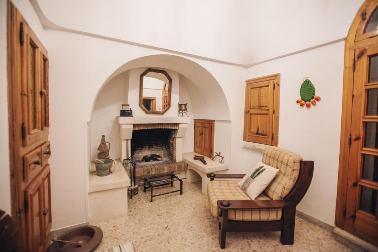 Trulli Pinnacoli Locorotondo Exterior foto